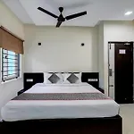 Townhouse Majestic Inn