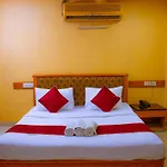 Naksha Tree Hotels - Mogappair