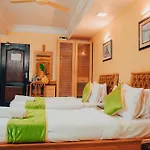 Naksha Tree Hotels - Mogappair