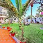 Akkarai Beach Luxury Beach Villa