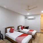 Capital O 39352 Nestle Inn