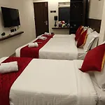Woodlands Inn