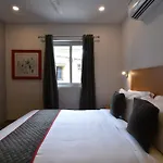 Super Townhouse Royapettah Near U.S Consulate