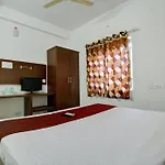 Hotel O The Mangrove Wood Residency