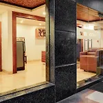 Super Townhouse Arcot Road Near Kauvery Hospital