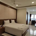 A And M Rooms And Residences