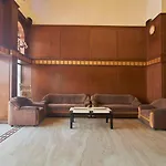 Hotel Chandra Park
