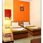 Hotel Suriya International