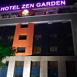 Country Club Hotels Zen Garden
