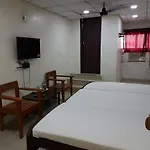 Hotel Sorrento Guest House Anna Nagar East Metro Shenoy Nagar Metro Budget Monthly Daily Rooms