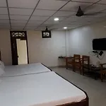 Hotel Sorrento Guest House Anna Nagar East Metro Shenoy Nagar Metro Budget Monthly Daily Rooms