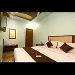 Hotel The Orchid Inns