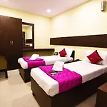 Fabhotel Panasia Residency