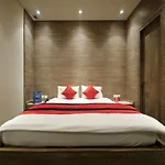 Oyo 8628 Blue Oceans Hotels & Resorts
