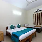 Capital O 10546 Parkway Inn