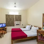 Crescent Homes, Adyar