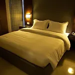 Leisure Stays - Premium Suites