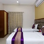 Oyo Flagship 486 Nungambakkam-Greams Road-Apollo Hospital