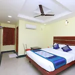 Sri Sai Nivas Inn