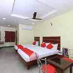 Sri Sai Nivas Inn