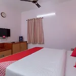 Oyo 17224 Swarnam Residency