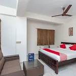 Oyo 24168 Amrita Inn