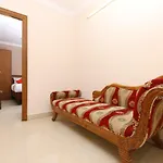 Oyo 15963 City Manor