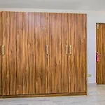 Fabhotel Venkeys Service Apartment Mylapore