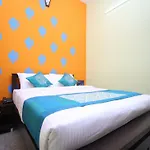 Oyo 17181 Vijay Residency