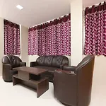 Oyo 11342 Phoenix Inn