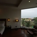 The Bentley Seaside Boutique Hotel