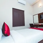 Oyo 10789 Hotel Ranga Inn