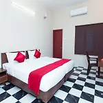 Oyo 10789 Hotel Ranga Inn