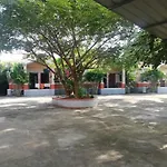 Mannmuqi Village