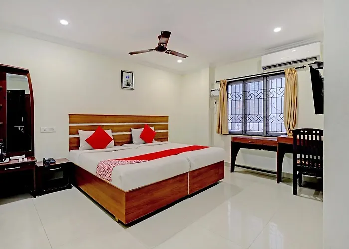 Oyo 78979 Omr Residency