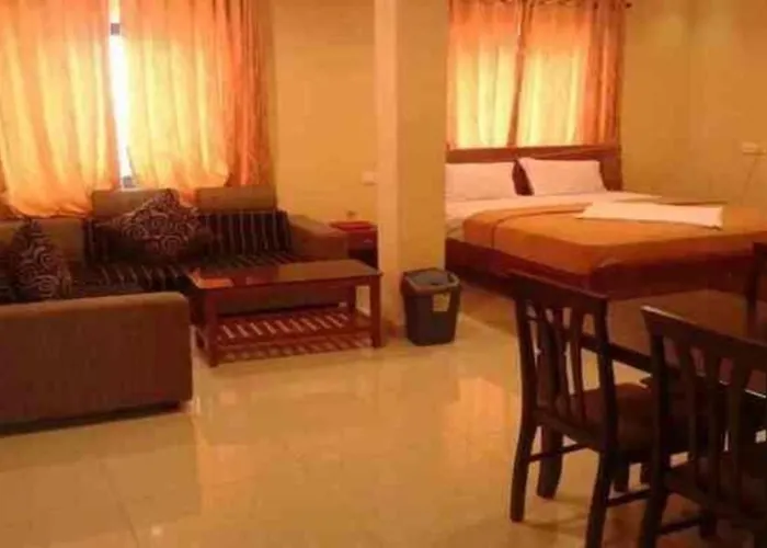 Fabhotel Smack Residency