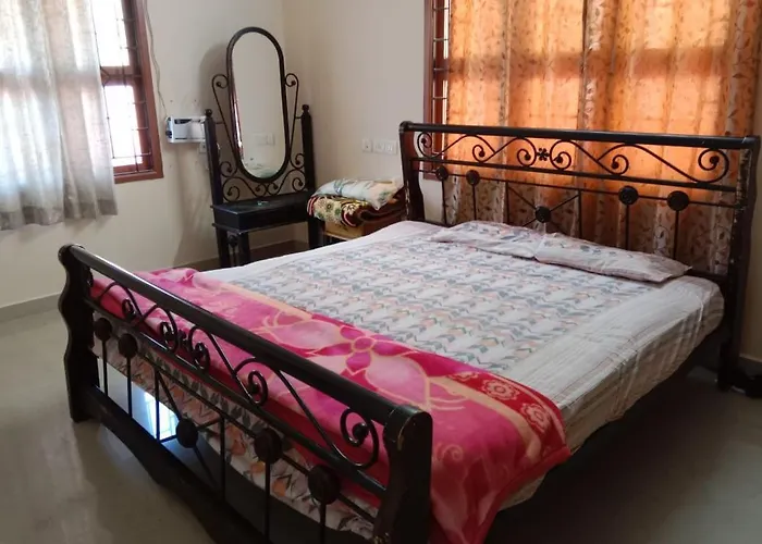 Amazing Villa Hudson New York Stay - Velachery