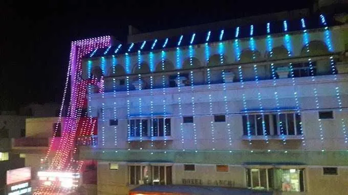 Oyo Flagship 8128 Hotel Valli Paradise