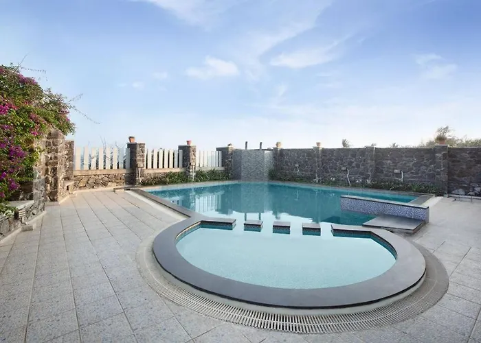 Sr Groups-Sea Breeze Villa 3Bhk With Pool,Bath Tub