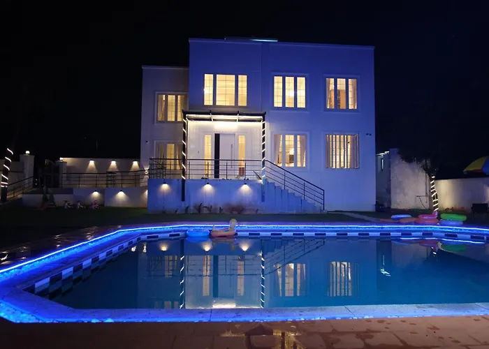 Ecr London Villa