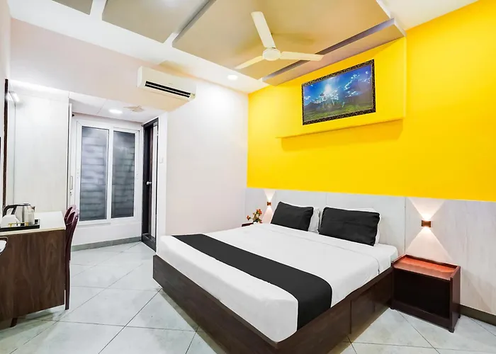 Super Townhouse Purushawalakm