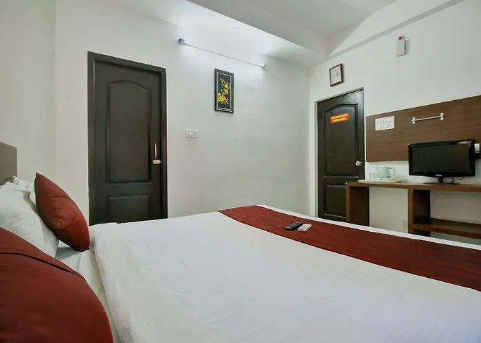 Hotel O The Mangrove Wood Residency