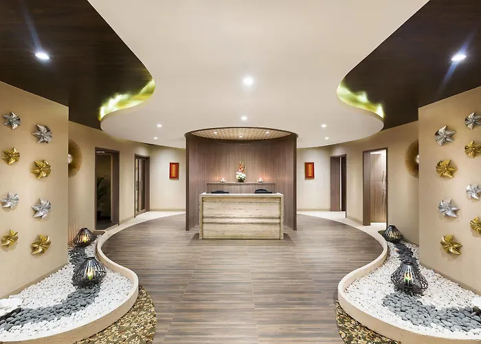 The Lotus Hotel Sameera
