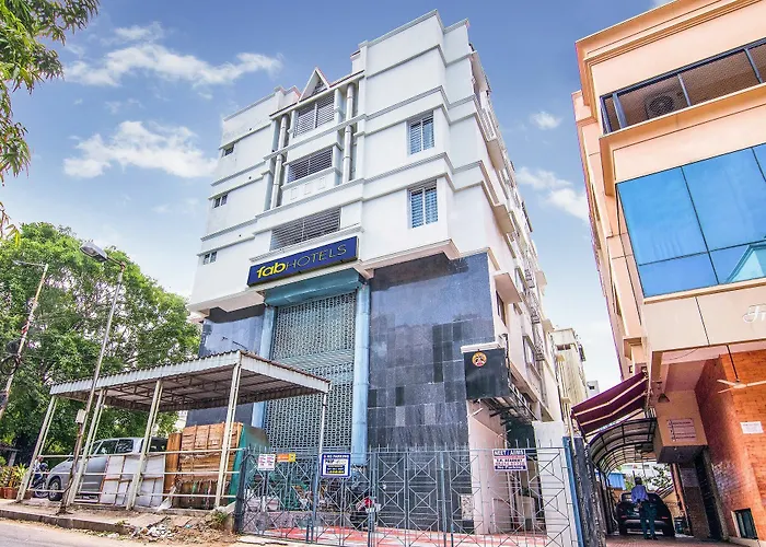 Fabhotel Venkeys Service Apartment Mylapore