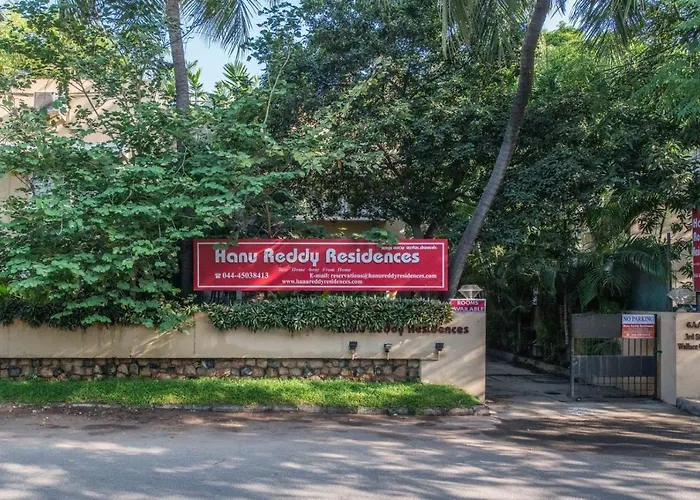 Hanu Reddy Residences Wallace Garden