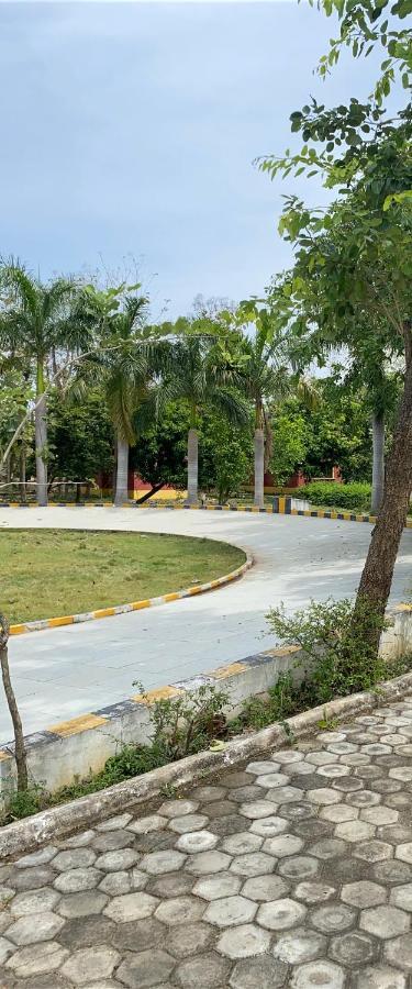 Hotel Sugam & Convention Centre Chennai