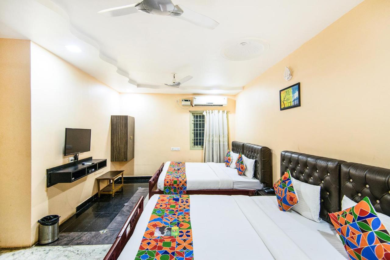 Royal Palace Marina 3*