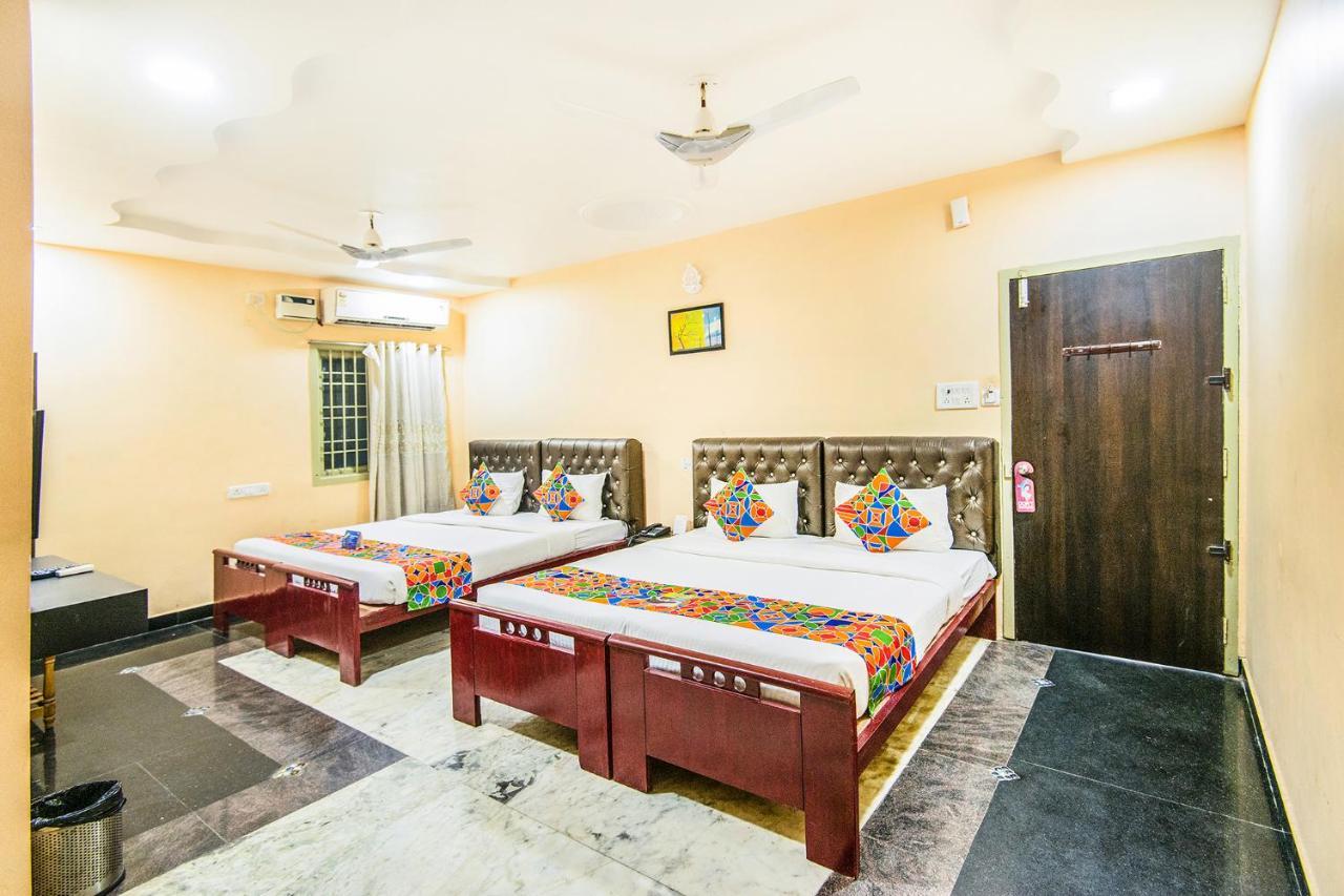 Royal Palace Marina 3* Chennai