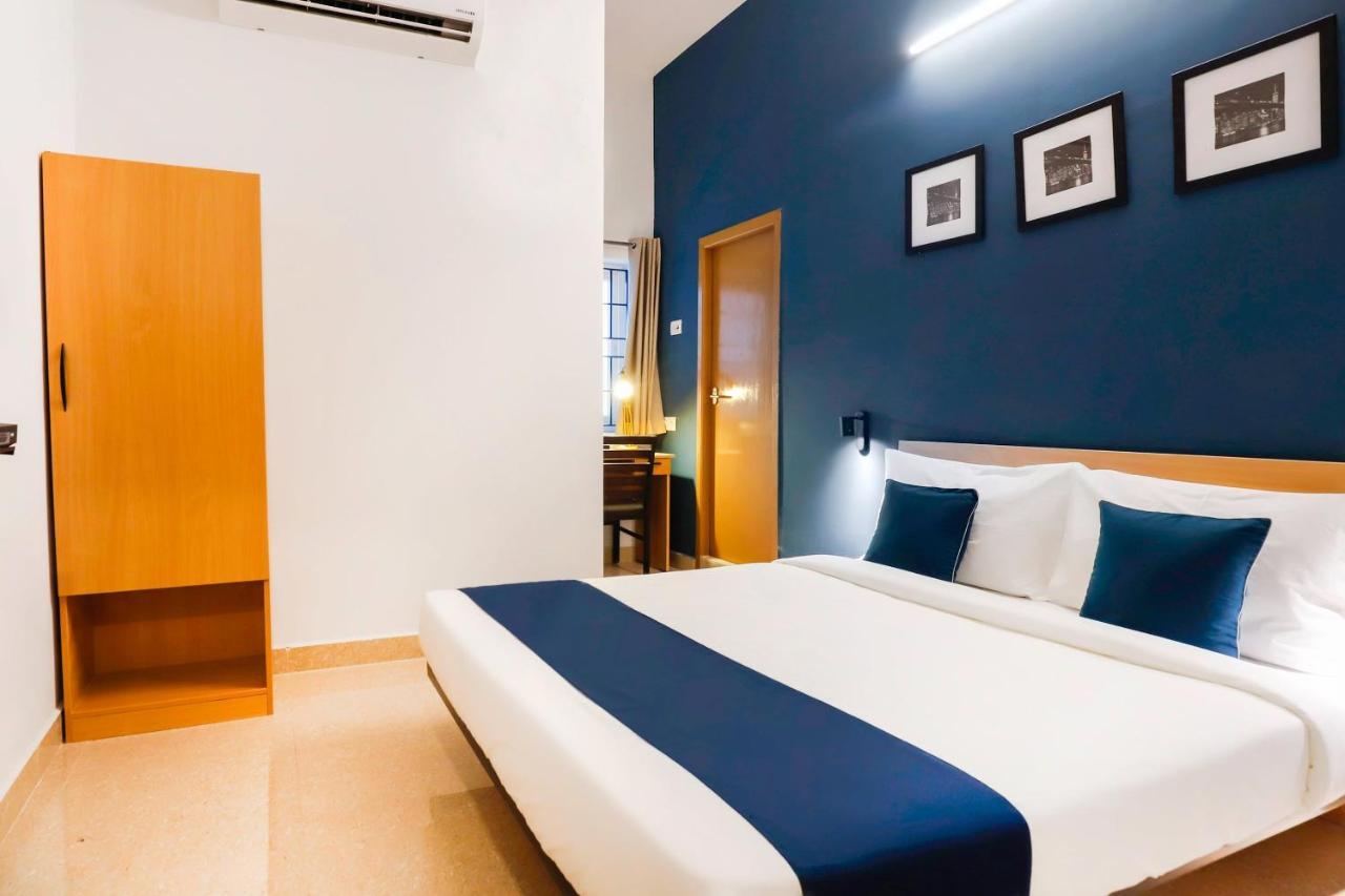 Hotel Silverkey Executive Stays 60446 Sadha Siva 36th Street