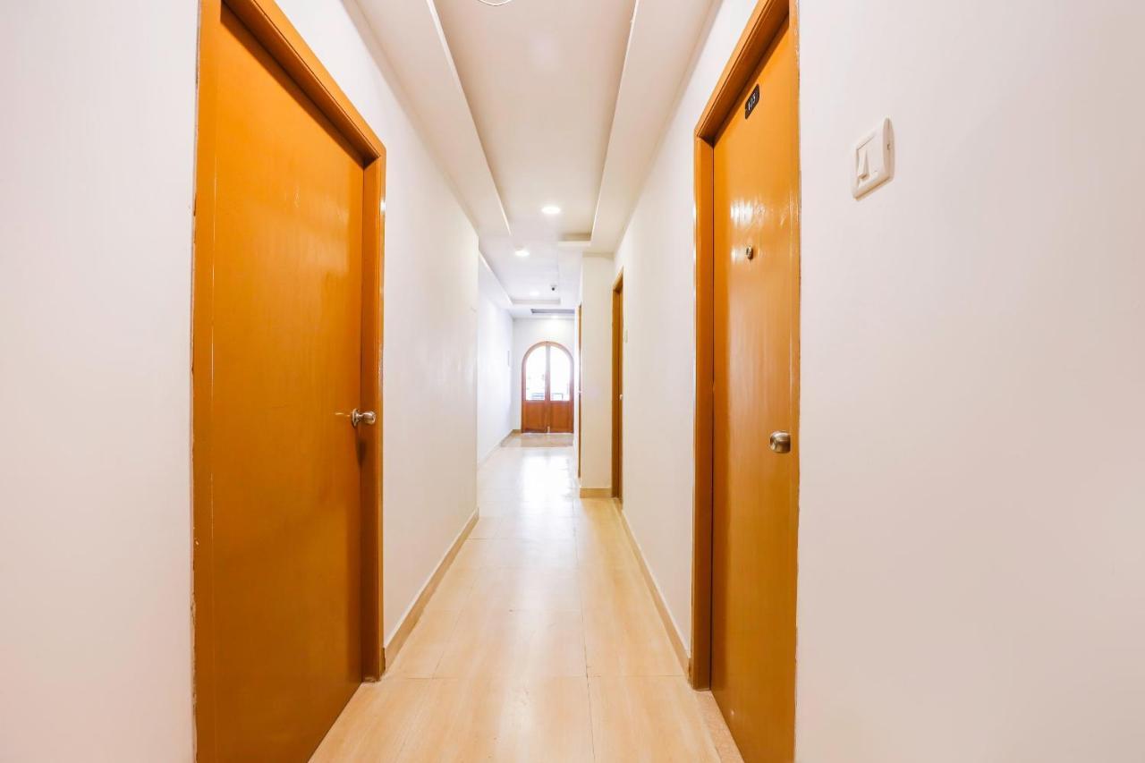 Hotel Silverkey Executive Stays 60446 Sadha Siva 36th Street